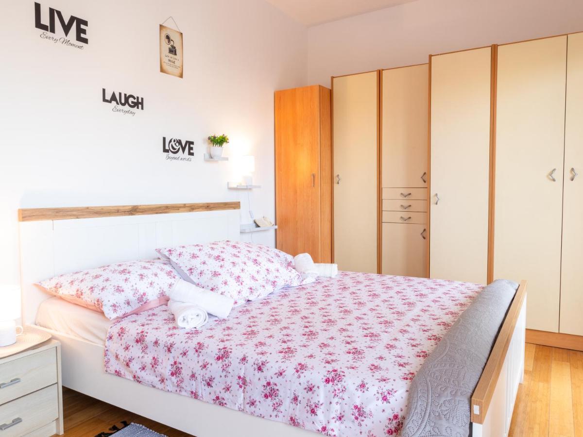 Luxury Apartment In Ancient City สปลิท ภายนอก รูปภาพ